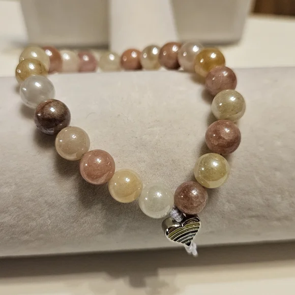 Elegant SUNSTONE Beaded Stretch Bracelet with Colorful Heart Charm ♡ Handmade ♡ - Picture 1 of 10